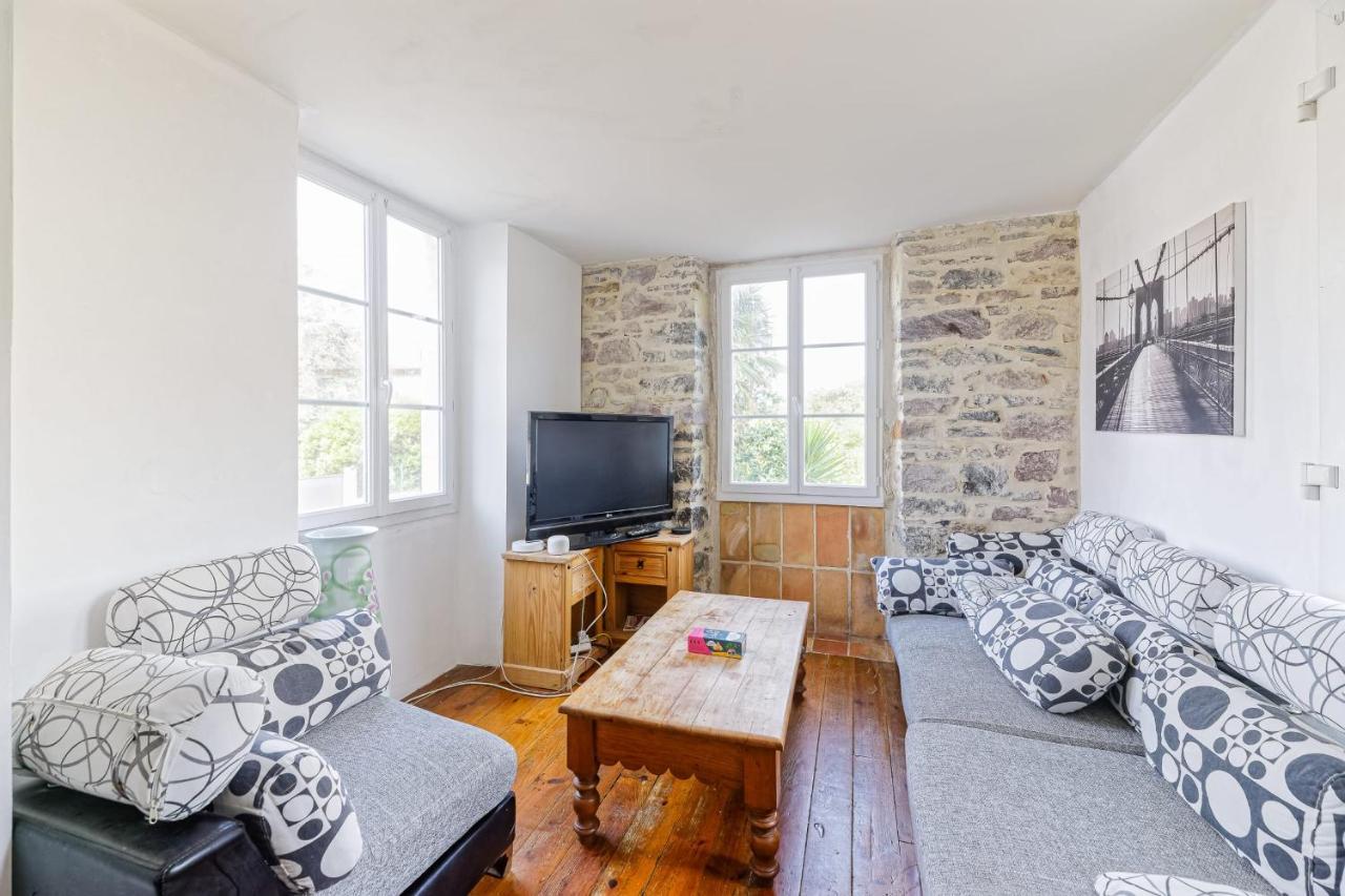 Le Doolie'S Biarritz - Siquijor Chambre Privee - Garden - Lounge المظهر الخارجي الصورة